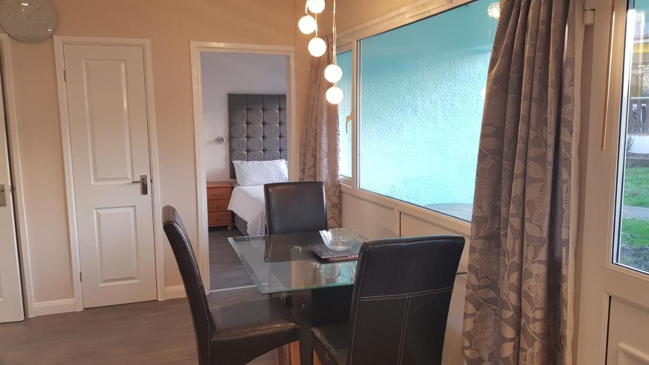 Valley Grove Bungalows Saundersfoot Exterior foto